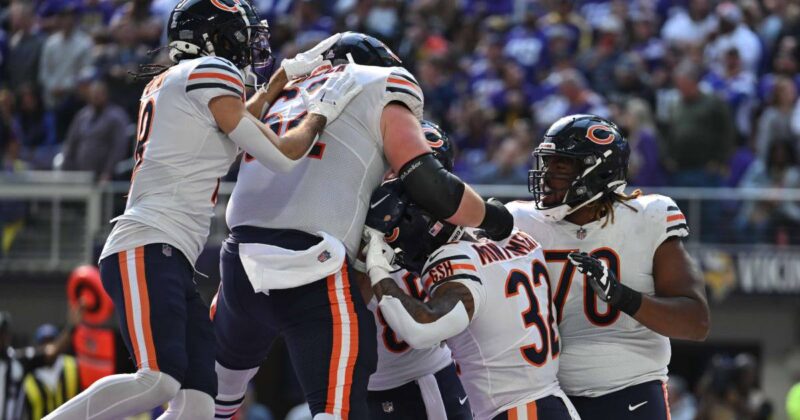 After embarrassing first half, Bears wake up and narrowly lose to Vikings